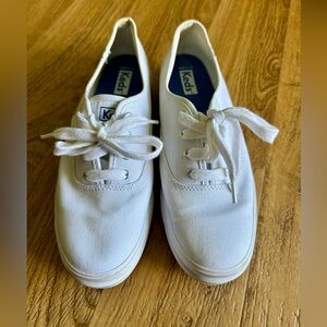 Keds white platform sneakers size 7